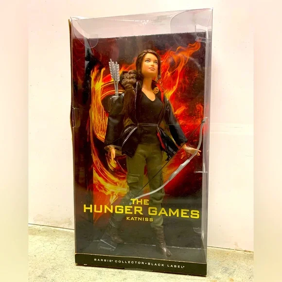 “The Hunger Games” Black Label Katniss Everdeen Barbie Doll - Picture 2 of 3